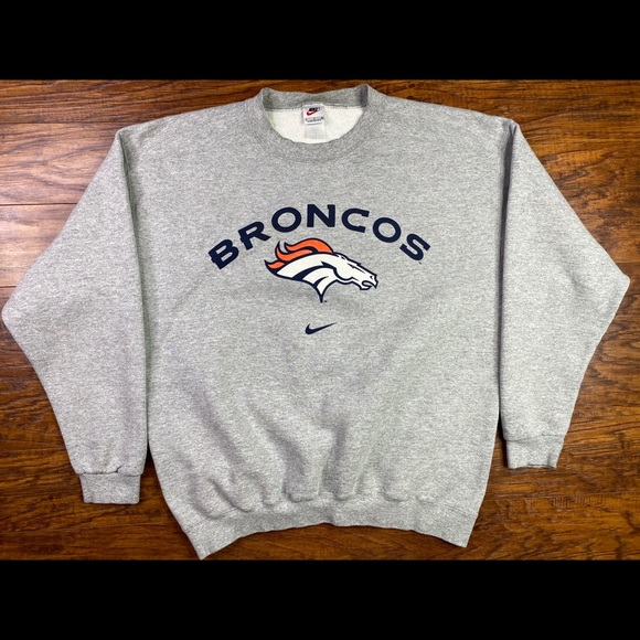 vintage denver broncos sweatshirt